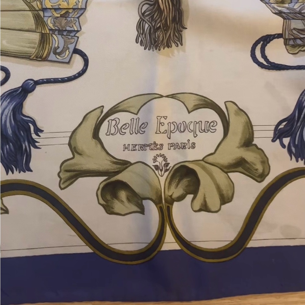 Hermès 1967 “Belle Époque” Silk Carré Scarf – Françoise de la Perrière - Picture 3 of 5